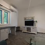 Apartment Mirna *