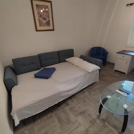 Mirna * Betina (Sibenik-Knin)