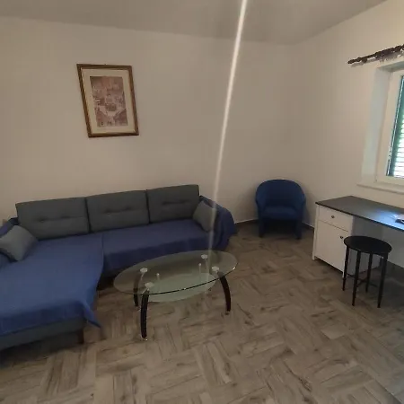Mirna Apartament Betina (Sibenik-Knin)