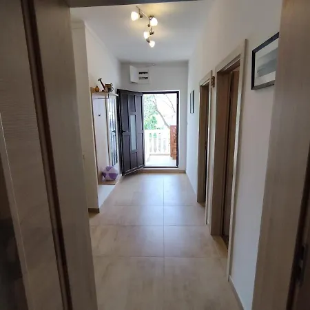 Mirna Apartament *