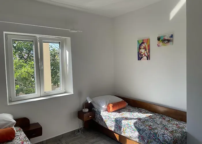 Apartman Mirna